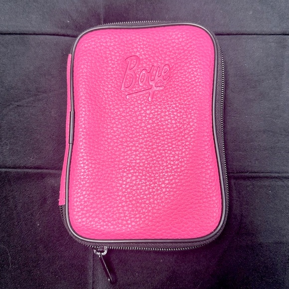 BOYE Knitting Needles Set of 24 in Faux Leather Pink Case - Picture 6 of 7